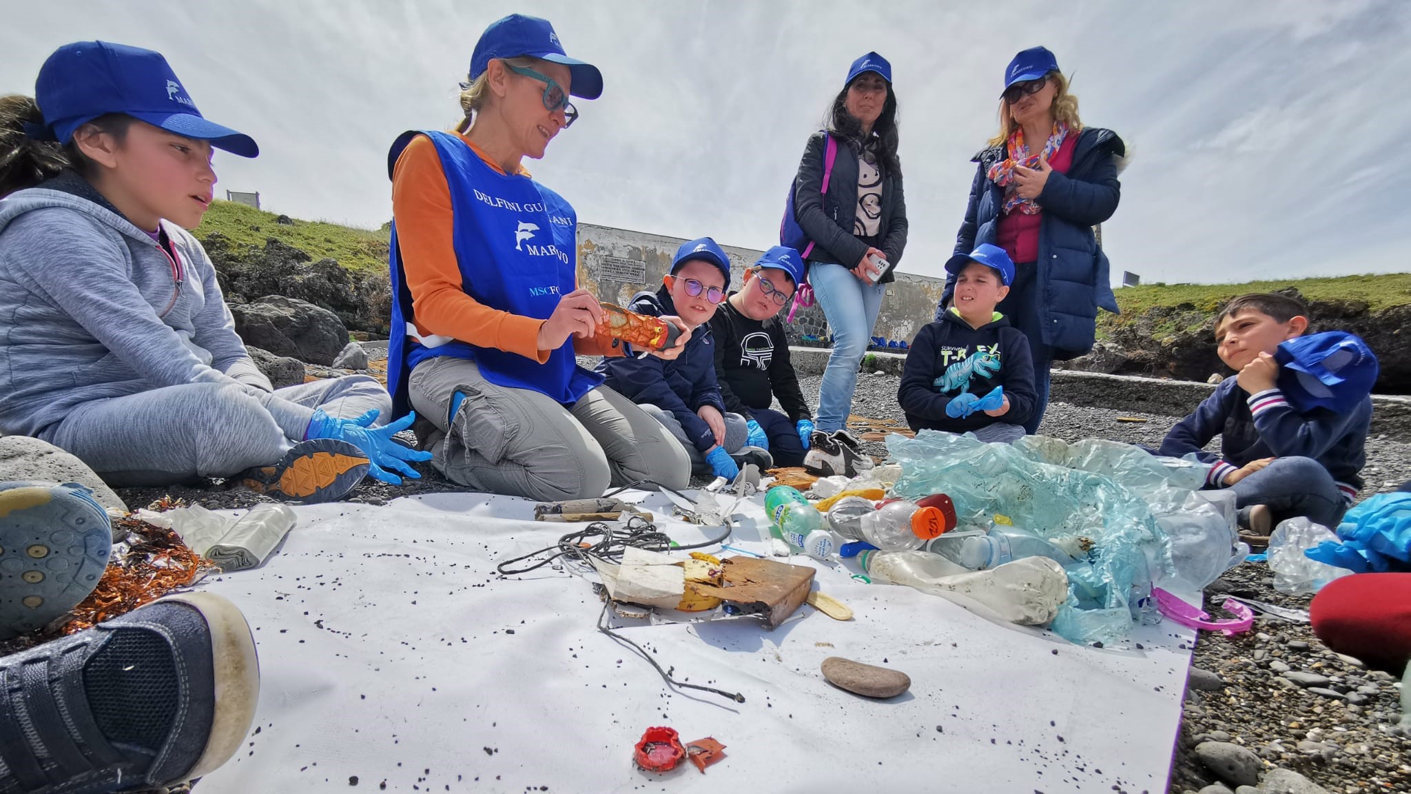 Delfini Guardiani Marevivo Ustica - Beach Clean-Up